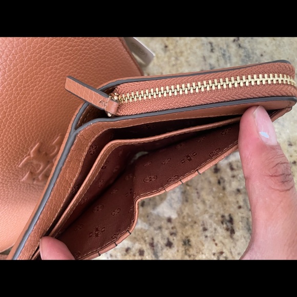 New Tory Burch set ❤️ - Picture 4 of 8